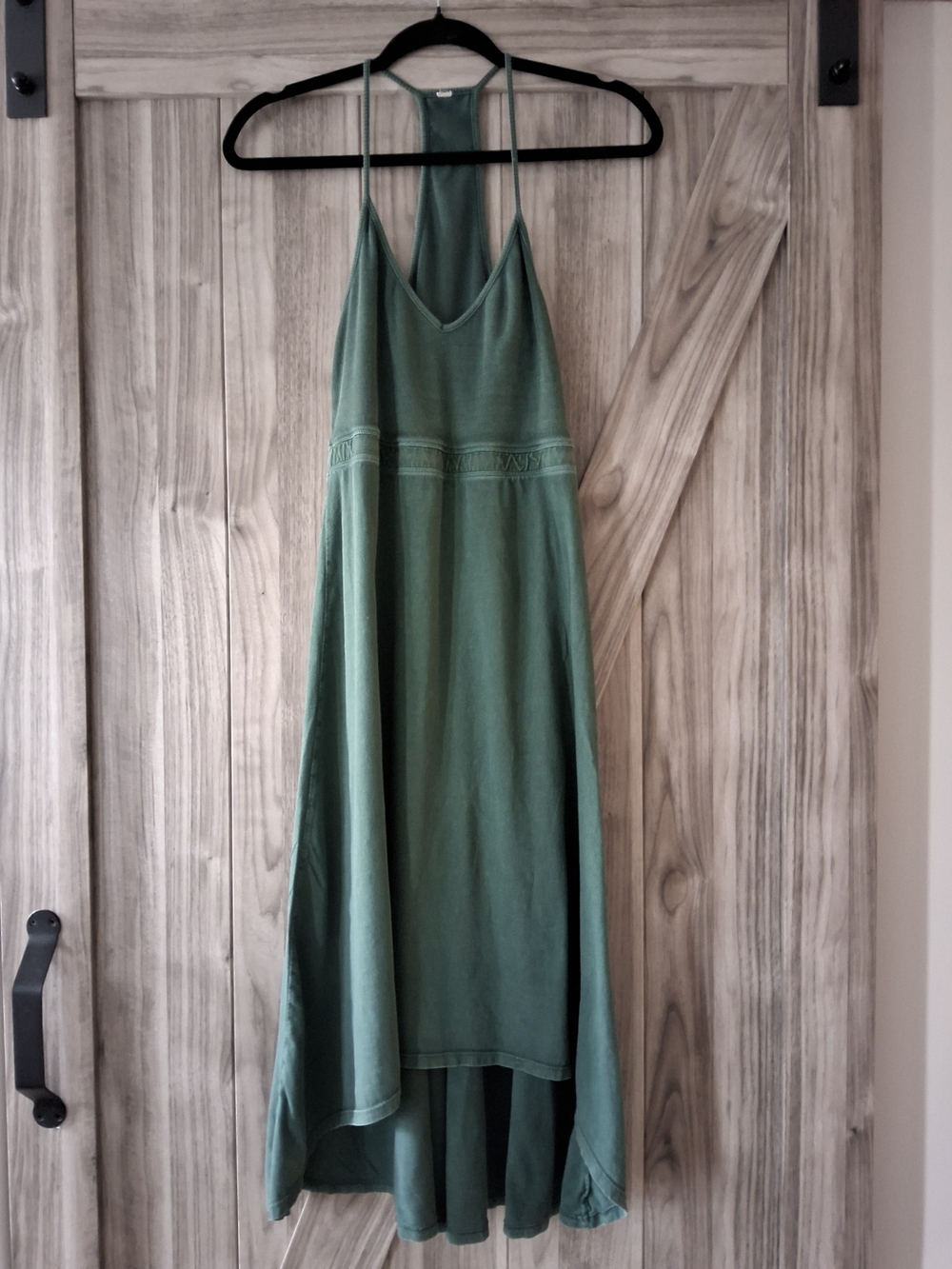 Sleeveless Green Halter Midi Dress